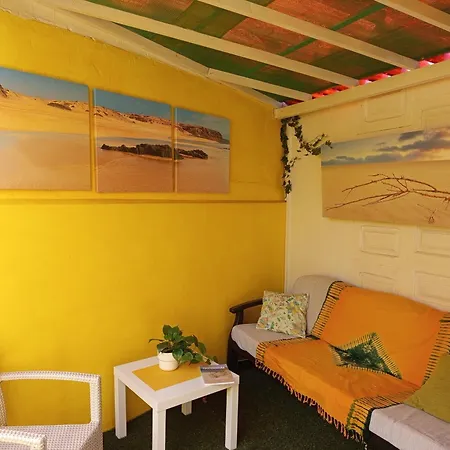 Shangrila Guesthouse Caleta De Fuste Exterior photo